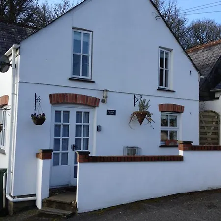 Inglenook With Parking Holiday home